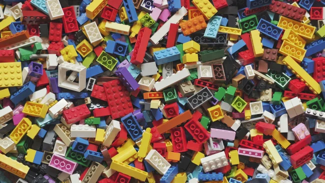 LegoGPT: AIがテキストのプロンプトをレゴの創造物に変えます