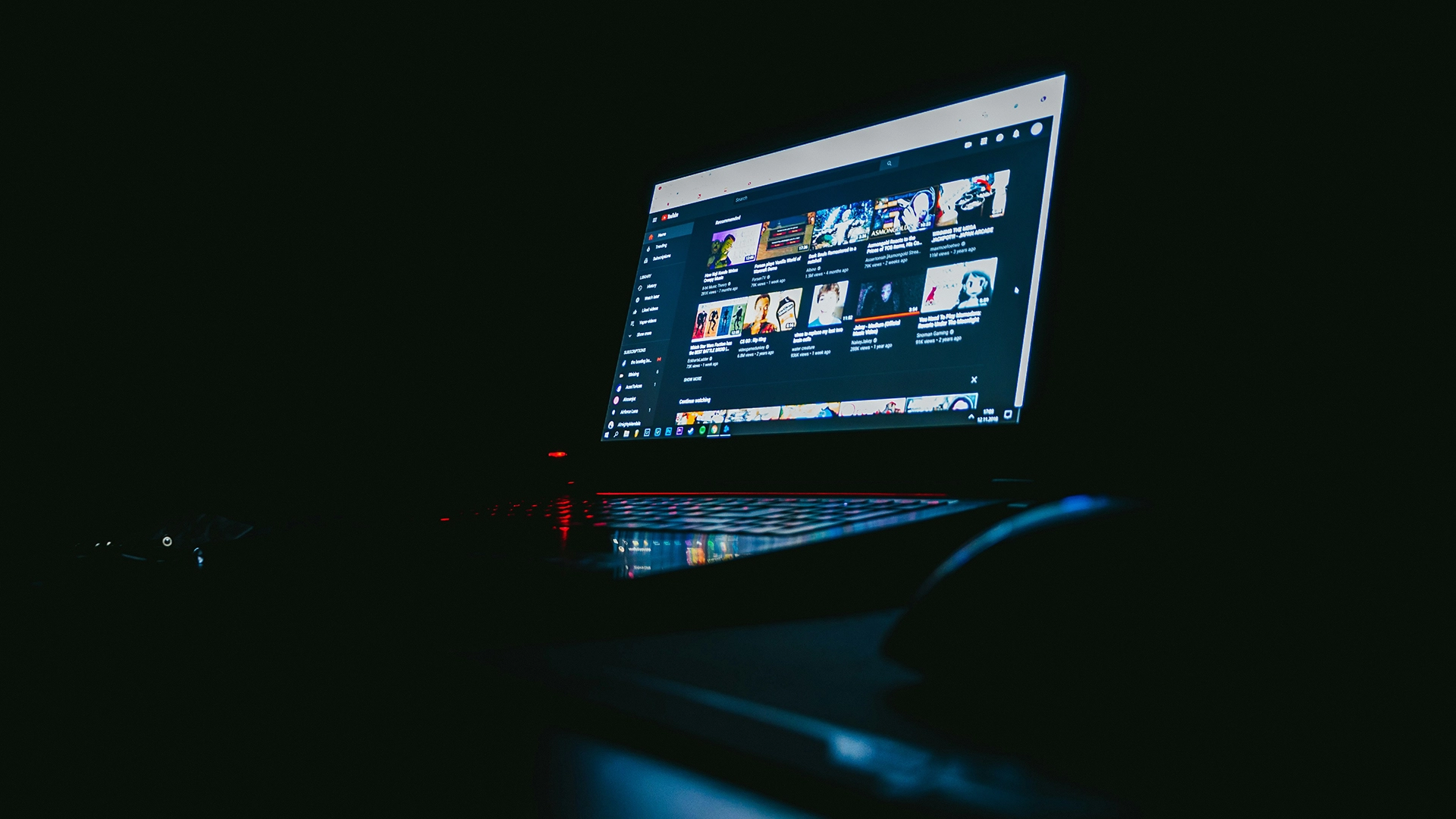 YouTube、許可なしにAIを密かに使用してクリエイターの動画を変更